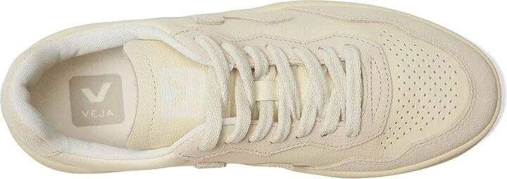 VEJA V-90 Women's Shoes Cashew Oat : EU 40 (US Women's 9) M, Leather - Image 2