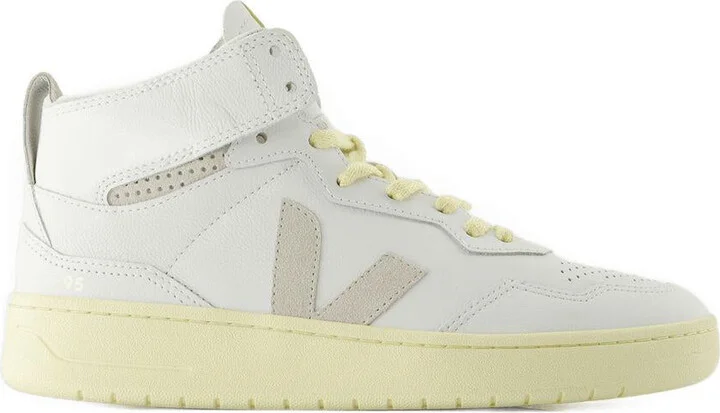 Veja V-95 Sneakers