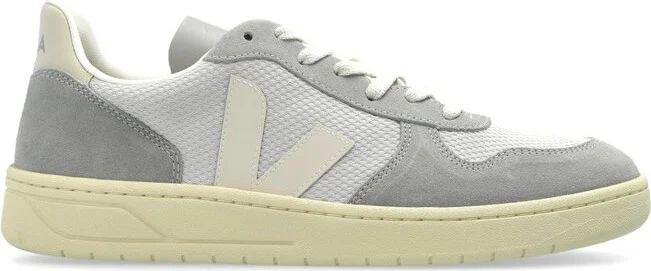 Veja V10 Panelled Low-Top Sneakers
