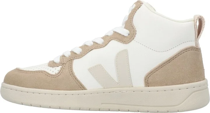 Veja V15 Sneaker - Image 2