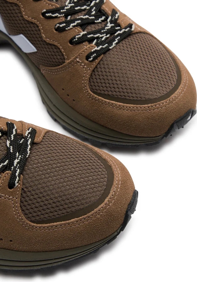 Veja Venturi II Panelled Mesh Sneakers - Image 3