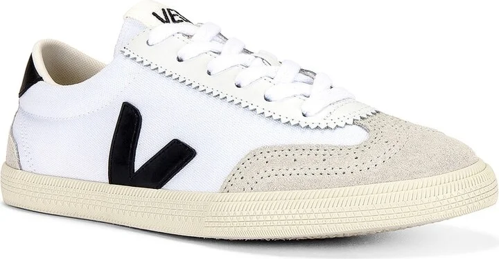 Veja Volley in White - Image 2