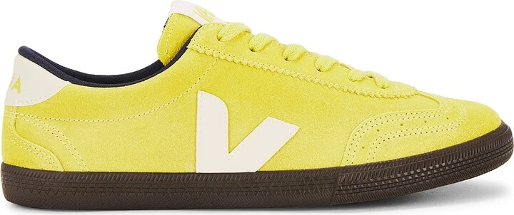 Veja Volley in Yellow