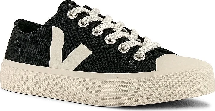 Veja Wata Ii Low in Black - Image 2