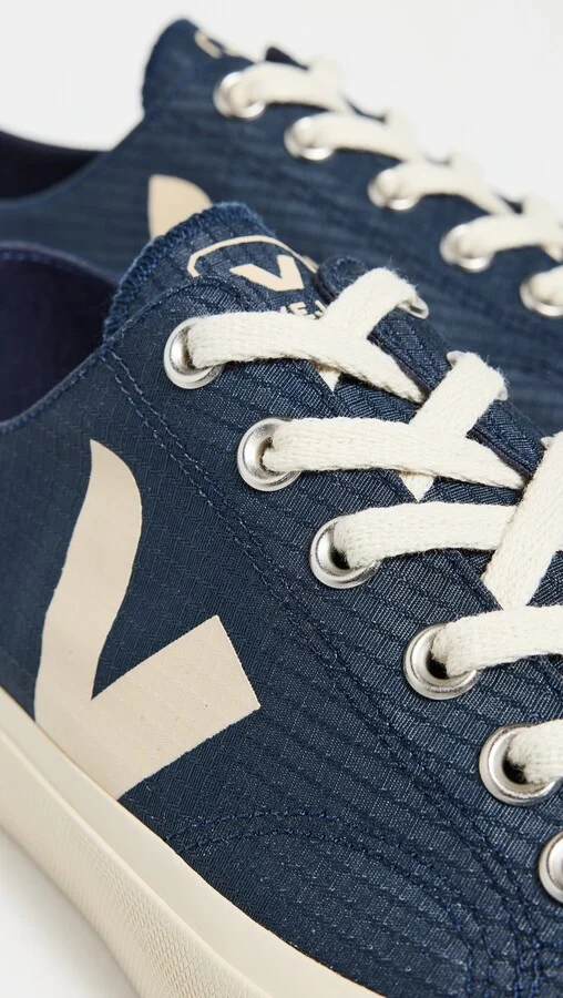 Veja Wata II Low Sneakers - Image 5