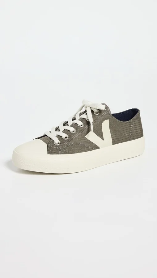 Veja Wata II Low Sneakers - Image 2