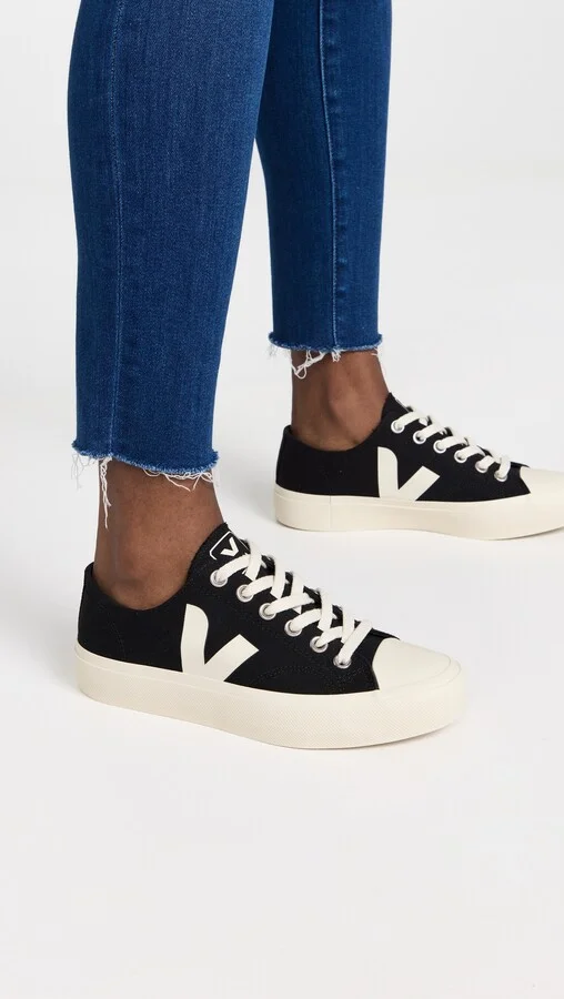 Veja Wata II Low Sneakers - Image 2