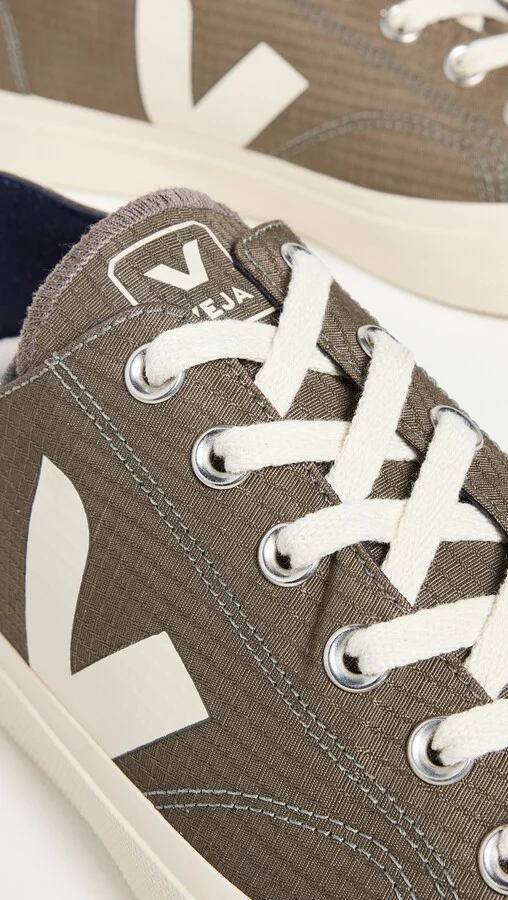 Veja Wata II Low Sneakers - Image 6