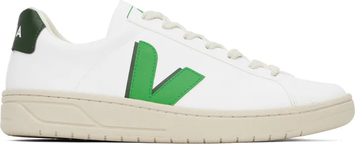 VEJA White & Green Urca CWL Sneakers
