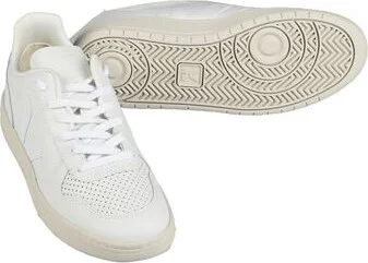 Veja Woman Sneakers - Image 2
