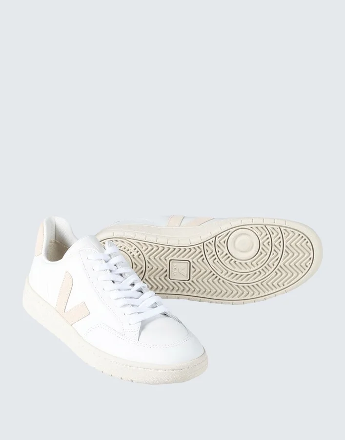 Veja Woman Sneakers - Image 4