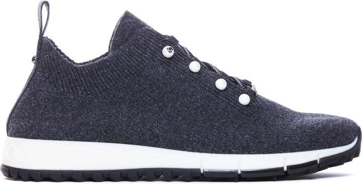 Veles Sneakers