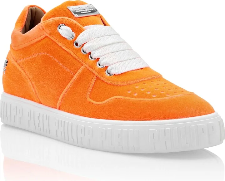 Velvet Lo-Top Sneakers King Power