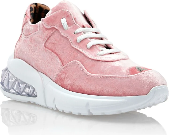 Velvet Runner
