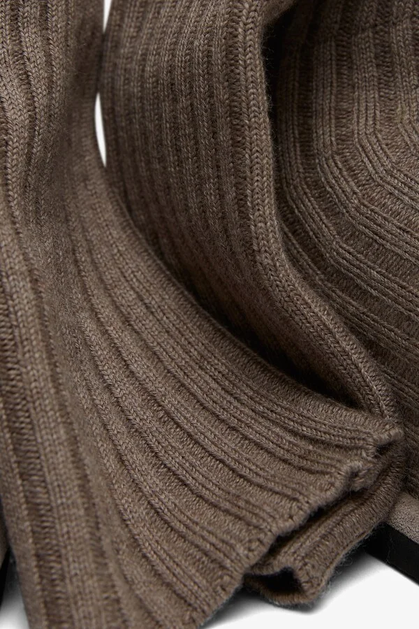 Veneda platform beige knitted stretch boots - Image 4