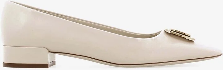 Venera 20 Vara Plate Pumps in Patent Leather