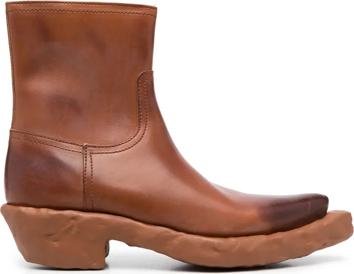 Venga boots