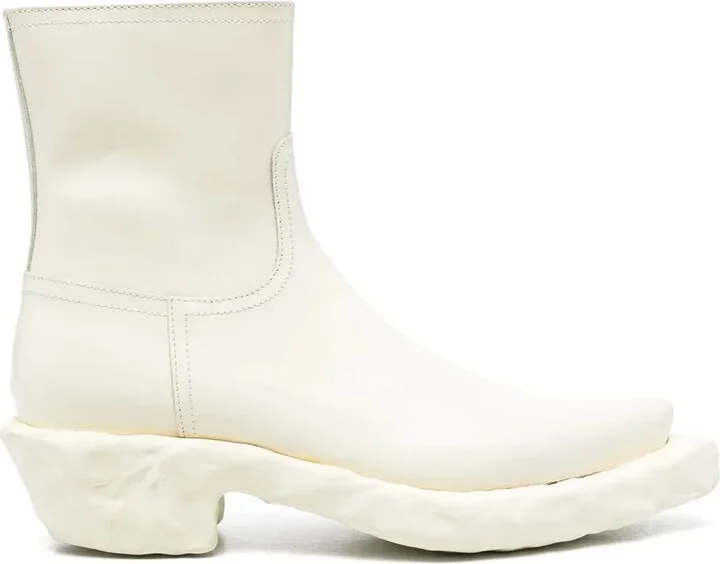 Venga leather ankle boots