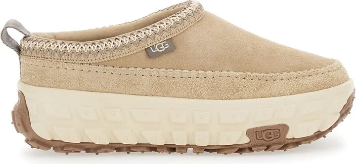 'venture Daze' Beige Mules With Decorative Stitching And Side Logo Patch In Suede Man
