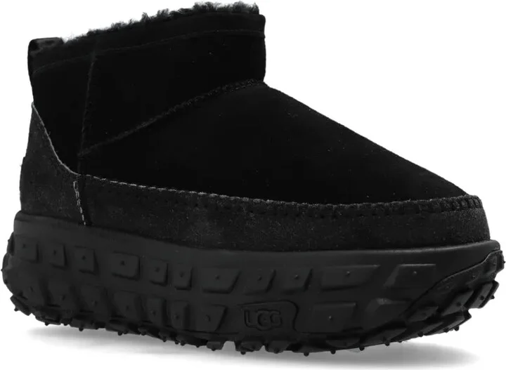 Venture Daze Ultra Mini Cozy boots - Image 3
