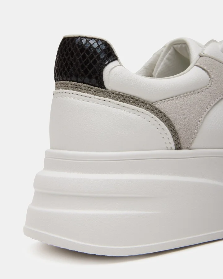Venture White - Image 3