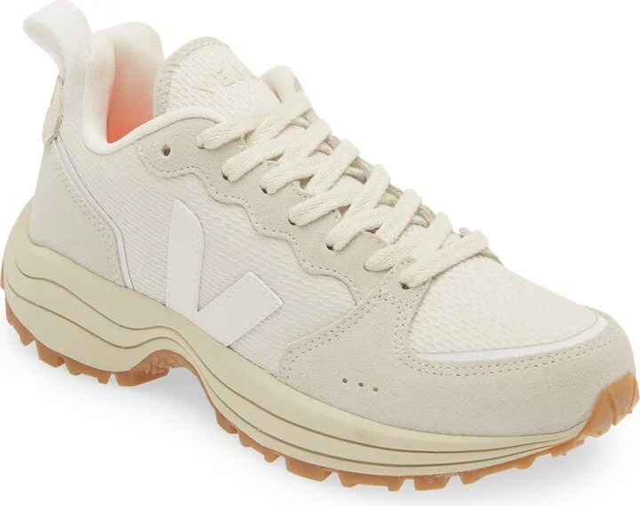 Gravel/ White