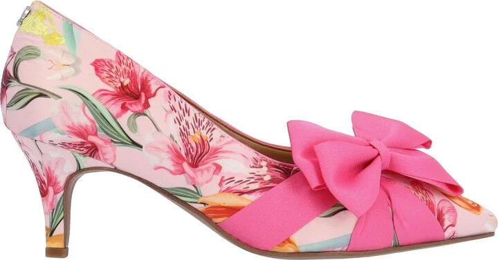 Verbena Pointed Toe Pump - Image 3