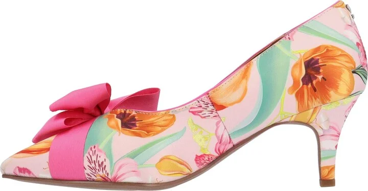 Verbena Pointed Toe Pump - Image 7