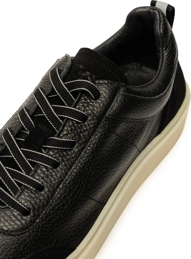 Vermont Sneaker - Image 10