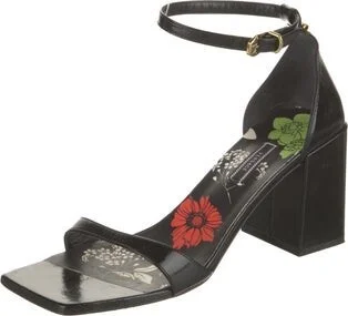 Versace - Image 2