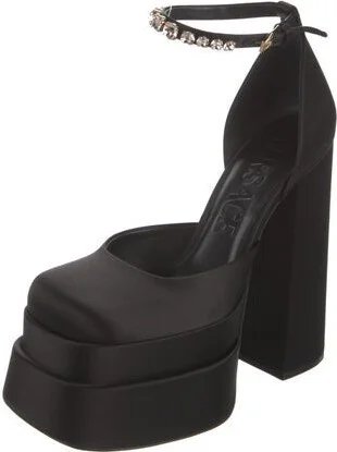 Versace - Image 2