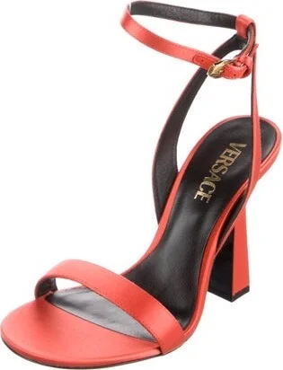 Versace - Image 2