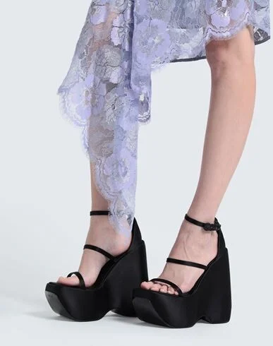 Versace Woman Sandals - Image 2