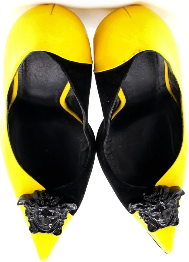 VERSACE Women's La Medusa Pumps Patent - Image 2