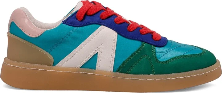 Vesta Low Top Sneaker - Image 3