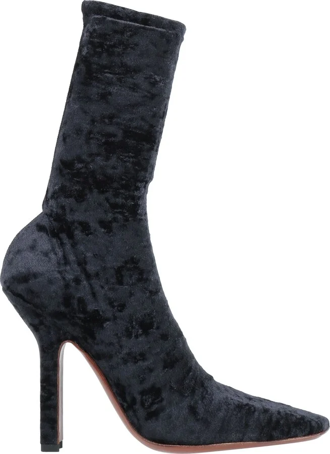 Vetements Woman Ankle boots - Image 3