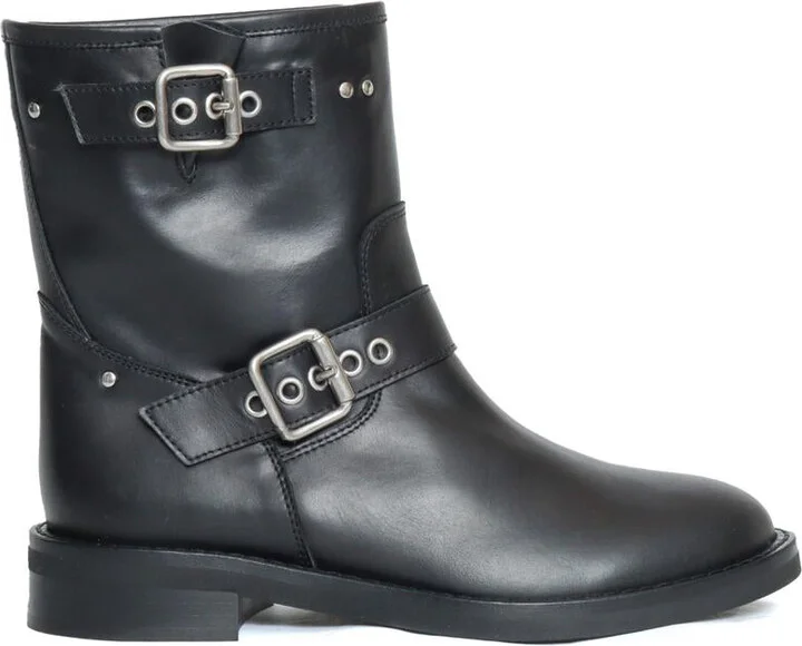 Via Roma 15 Boot