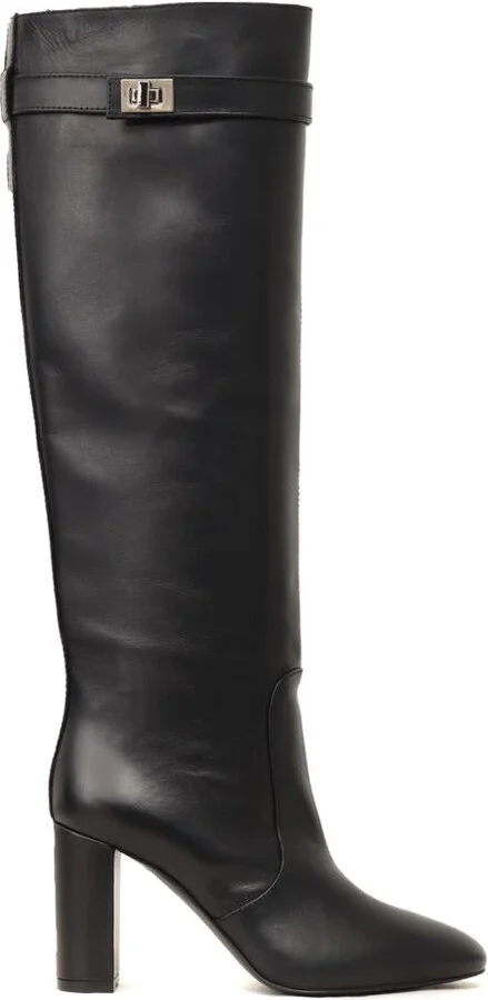 Via Roma 15 Boot
