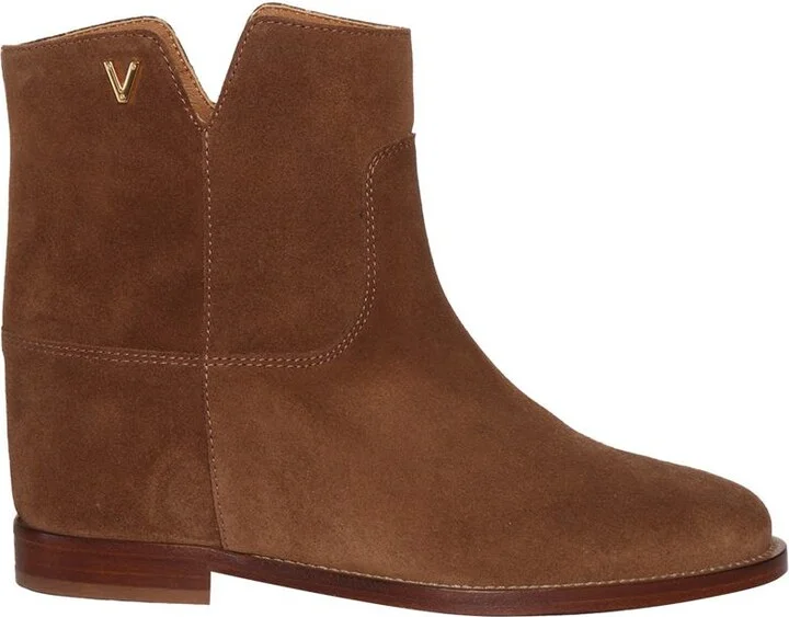 Via Roma 15 Boot