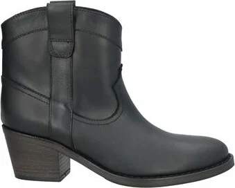 Via Roma 15 Woman Ankle boots