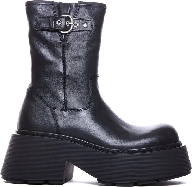 Vic Matie Round Toe Ankle Boots