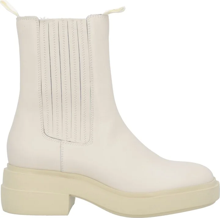 Vic Matiē Woman Ankle boots - Image 3