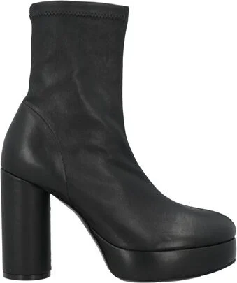 Vic Matiē Woman Ankle boots