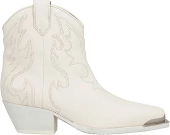 Vic Matiē Woman Ankle boots