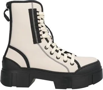 Vic Matiē Woman Ankle boots