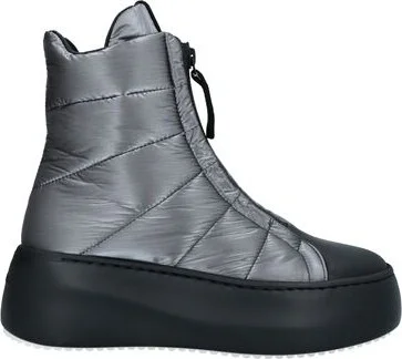 Vic Matiē Woman Ankle boots