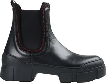 Vic Matiē Woman Ankle boots