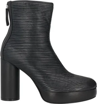 Vic Matiē Woman Ankle boots