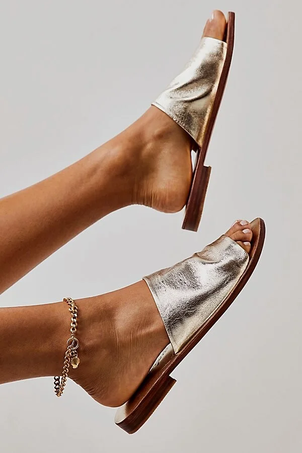 Vicente Slide Sandals