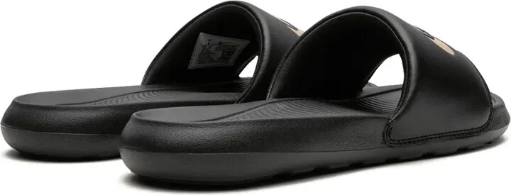 Victori One "Black" slides - Image 3